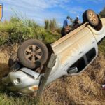 Motorista perde controle de caminhonete e capota na MG-230 em Serra do Salitre