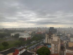 'Umidade muito alta': Inmet aponta semana de chuvas no Triângulo, Alto Paranaíba e Noroeste de MG