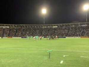 Astros da bola e da música vão a campo nesta segunda-feira no 'Futebol contra a fome' em Uberlândia