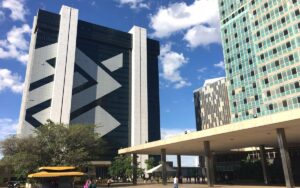Concurso do Banco do Brasil tem vagas para Uberlândia e região; confira prazos e como se inscrever