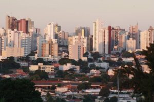Uberlândia tem mais de 725 mil habitantes, mostra prévia do Censo 2022; veja quais as cidades mais populosas da região