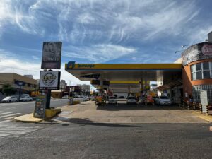 Gasolina chega a R$ 5,79 em Uberlândia após novo reajuste; g1 tem calculadora que mostra qual combustível é mais vantajoso
