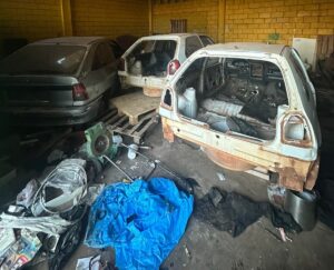 Desmanche com seis veículos é em encontrado em Uberlândia