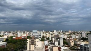 Temporal de domingo deve continuar durante a semana no Triângulo, Alto Paranaíba e Noroeste de MG
