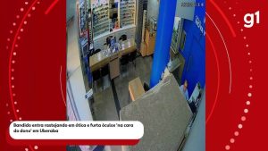 Comerciante furtado por ladrão que entrou rastejando em ótica se diz ‘impressionado’ com atitude do bandido que deu prejuízo de R$ 5 mil; VÍDEO | Triângulo Mineiro