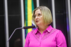 Deputada federal Ana Paula Junqueira Leão assume primeira vice-presidência da Comissão de Agricultura na Câmara | Triângulo Mineiro