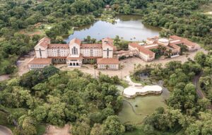 Destino para as férias de verão: Grande Hotel Termas de Araxá é opção de turismo familiar com lazer em meio à natureza