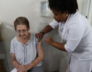 Gripe: Uberlândia tem Dia D de vacinação contra a doença no sábado | Triângulo Mineiro