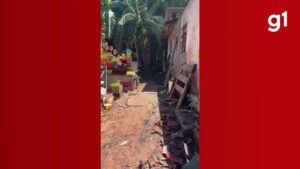 Jardineiro tem a casa incendiada após recuperar botijão furtado na residência do suspeito: 'Queria matar o meu pai', diz a filha assustada | Triângulo Mineiro