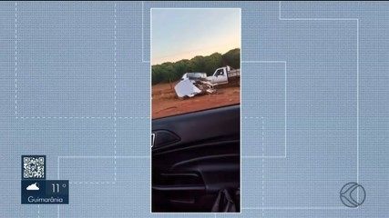 Batida entre carro e carreta deixa um morto na MG-223, em Araguari