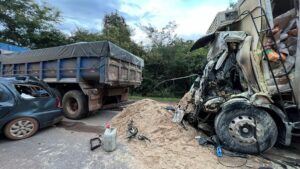 Motorista morre em engavetamento entre cinco veículos na BR-040, em Paracatu | Triângulo Mineiro