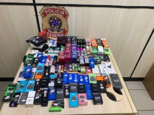 Quatro pessoas são presas em operação para reprimir o contrabando e a comercialização de cigarros eletrônicos em Uberaba | Triângulo Mineiro