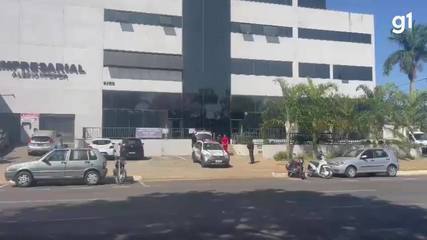 Preso na Operação 'Má Influência', Lohan Ramires deixa a sede do Gaeco após prestar depoimento